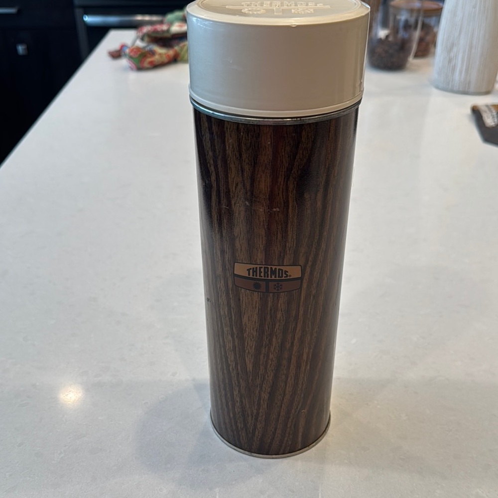 Thermos Dark Wood Grain Bottle